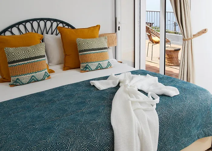 Yeotown Madeira Wellness And Nature 5* ארקו דה קלחטה