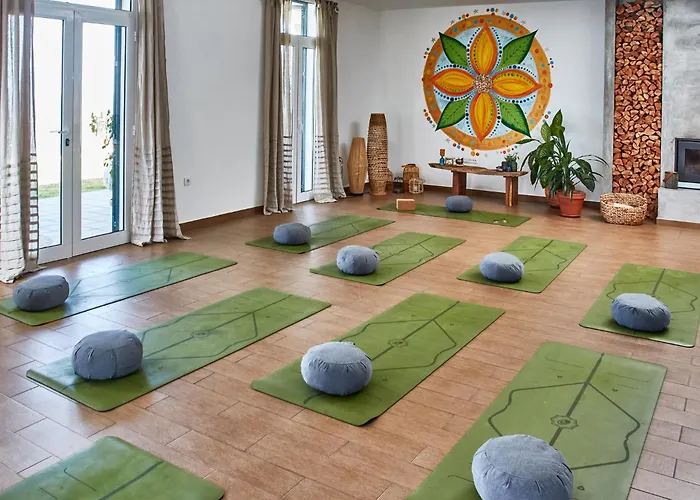 Yeotown Madeira Wellness And Nature מלון ארקו דה קלחטה